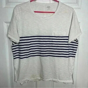 Old Navy  T-Shirt White / Blue Stripes Size Large